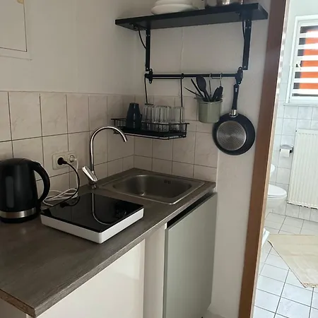 Penzion Apartmenthaus Iris&jasmin Lalendorf